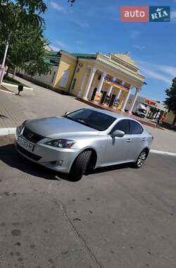 Седан Lexus IS 2006 в Измаиле