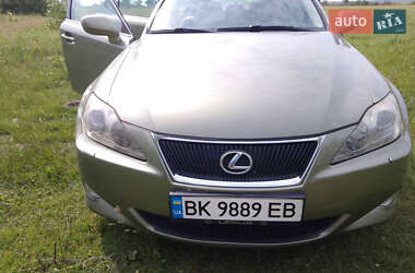 Седан Lexus IS 2006 в Сарнах