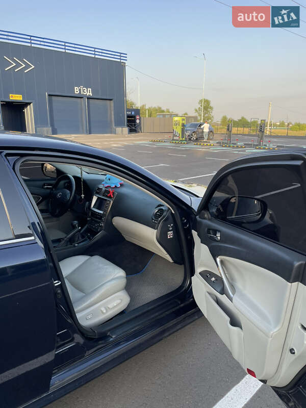 Седан Lexus IS 2006 в Чернигове фото 6 Седан Lexus IS 2006 в Чернигове