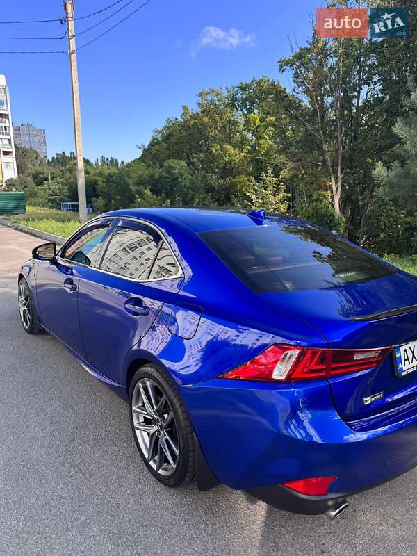 Седан Lexus IS 2016 в Харькове