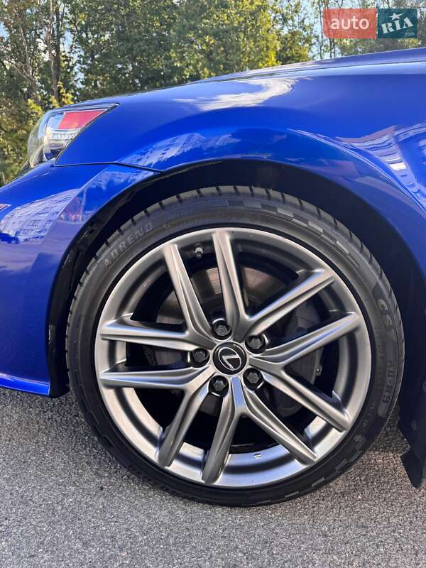 Седан Lexus IS 2016 в Харькове