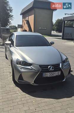 Lexus IS 2017