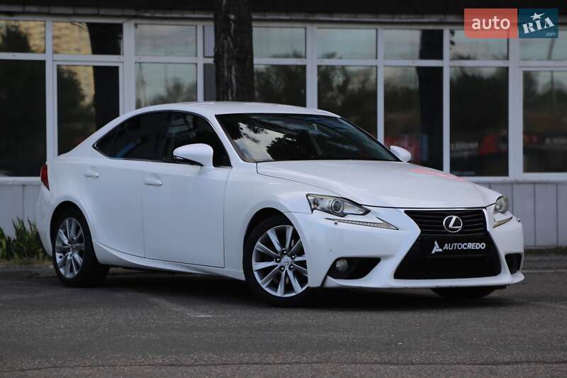 Седан Lexus IS 2013 в 