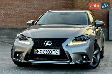 Седан Lexus IS 2014 в 