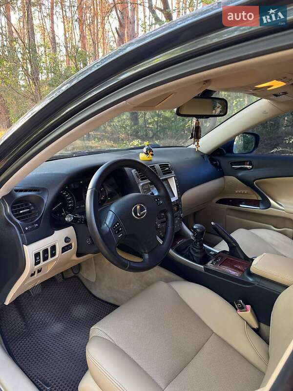 Седан Lexus IS 2007 в Новомосковске фото 19 Седан Lexus IS 2007 в Новомосковске