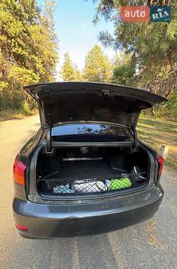 Седан Lexus IS 2007 в 