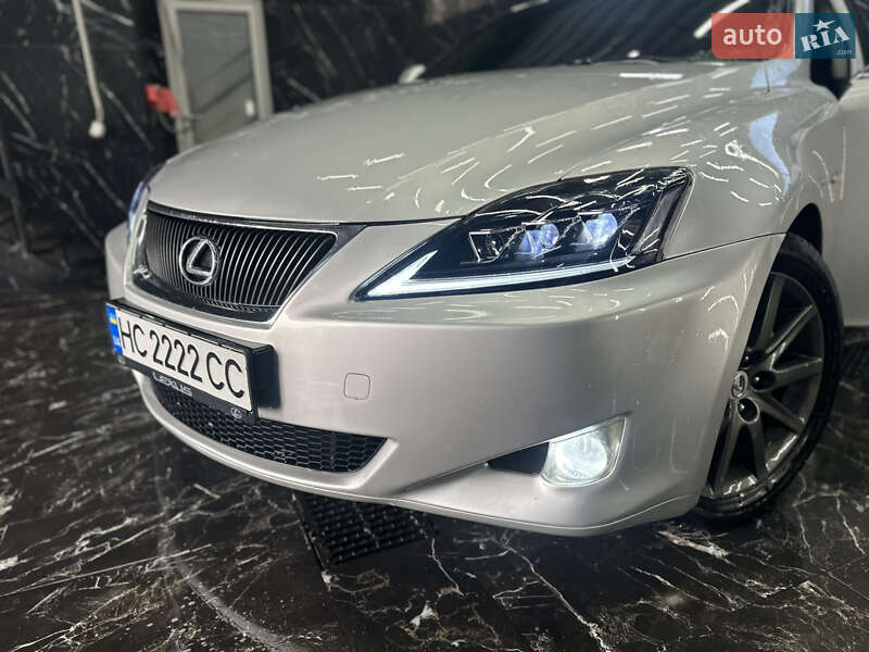Седан Lexus IS 2007 в 