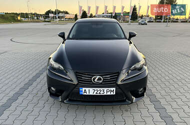 Lexus IS 2013