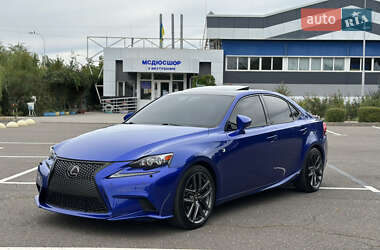 Седан Lexus IS 2014 в 