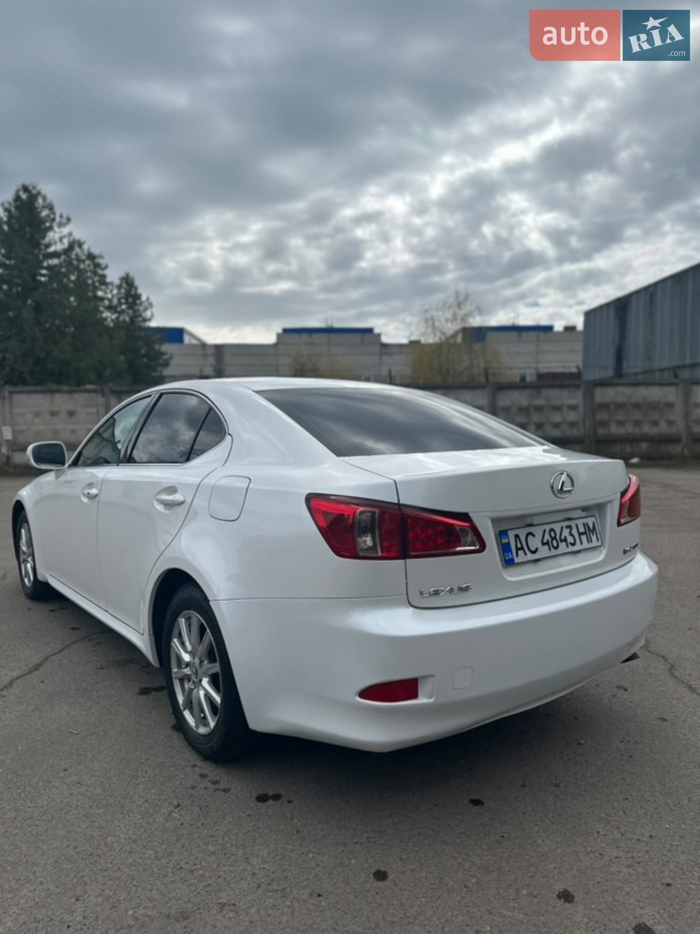 2012 Lexus IS - мініатюра 4