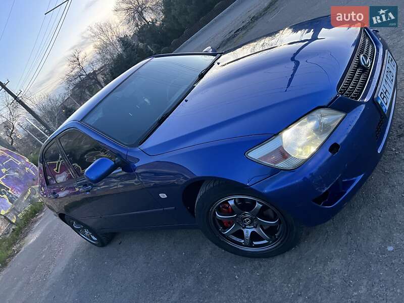 Седан Lexus IS 2001 в Одессе фото 4 Седан Lexus IS 2001 в Одессе