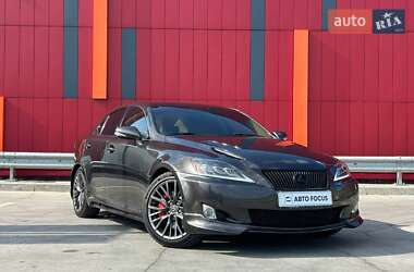 Lexus IS 2010