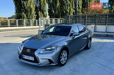 Седан Lexus IS 2014 в 
