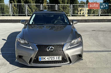 Седан Lexus IS 2014 в 
