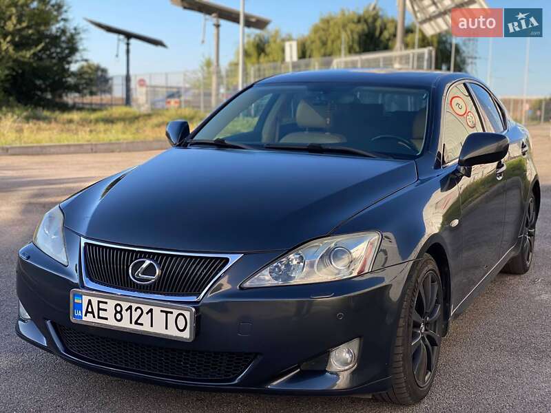 Седан Lexus IS 2007 в Днепре