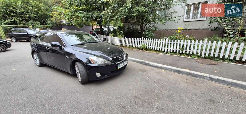 Lexus IS 2006