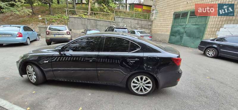 Седан Lexus IS 2006 в Киеве