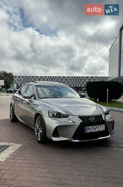 Седан Lexus IS 2017 в Одесі