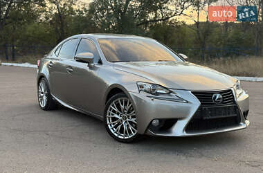 Lexus IS 2013
