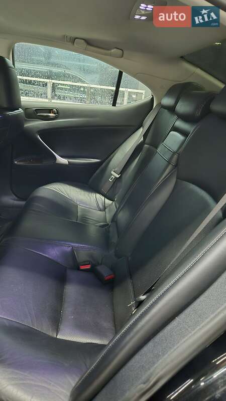 Седан Lexus IS 2007 в Черкасах