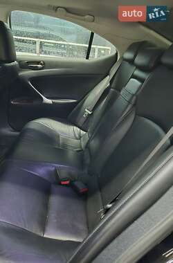 Седан Lexus IS 2007 в 