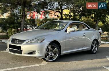 Кабриолет Lexus IS 2010 в 