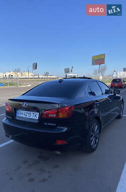 Седан Lexus IS 2005 в 
