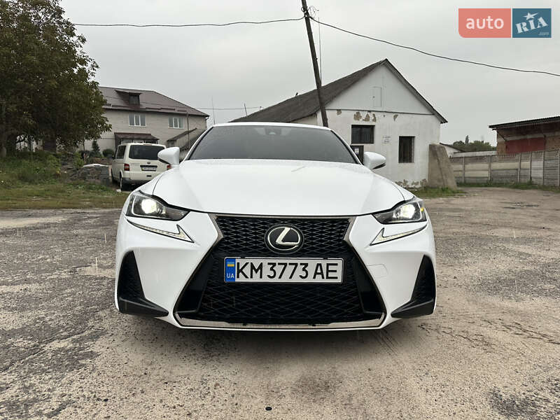 Седан Lexus IS 2018 в Житомире