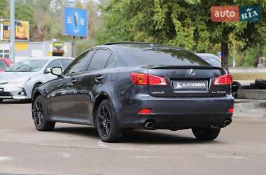 Седан Lexus IS 2010 в 