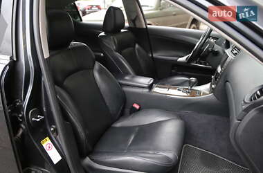 Седан Lexus IS 2010 в 