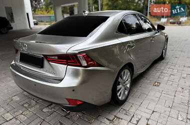 Седан Lexus IS 2013 в 