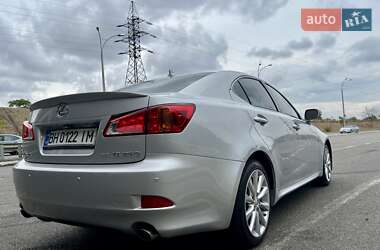 Седан Lexus IS 2010 в 