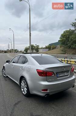 Седан Lexus IS 2010 в 