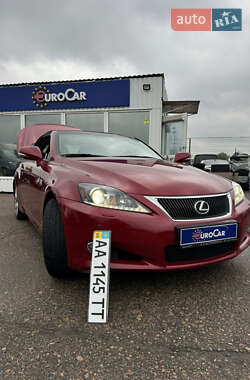 Lexus IS 2011