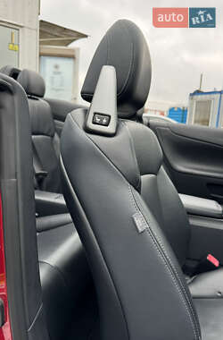 Кабриолет Lexus IS 2011 в 