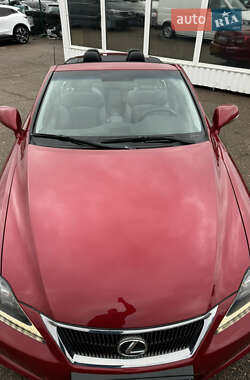 Кабриолет Lexus IS 2011 в 