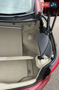 Кабриолет Lexus IS 2011 в 