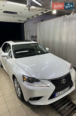Lexus IS 2014