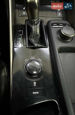 Седан Lexus IS 2014 в 