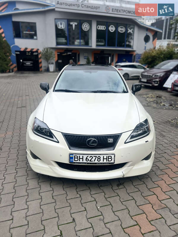 Lexus IS 2006