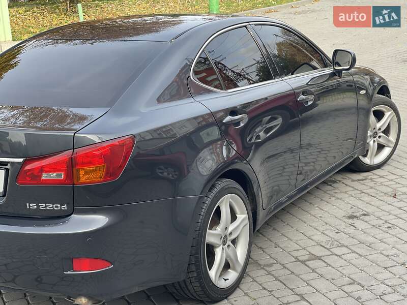 Седан Lexus IS 2006 в Тернополе