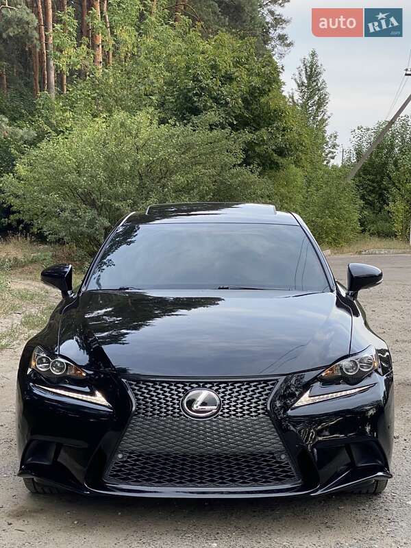Седан Lexus IS 2015 в Богодухіву фото 5 Седан Lexus IS 2015 в Богодухіву
