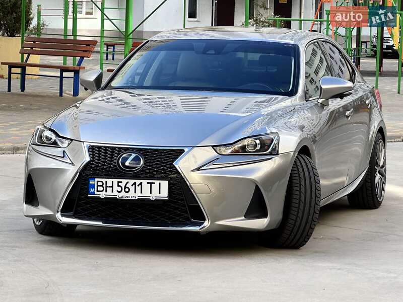 Седан Lexus IS 2017 в Одессе