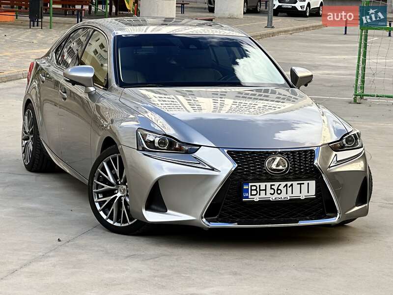 Седан Lexus IS 2017 в Одессе