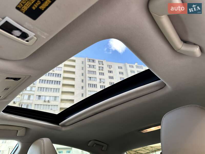 Седан Lexus IS 2017 в Одессе