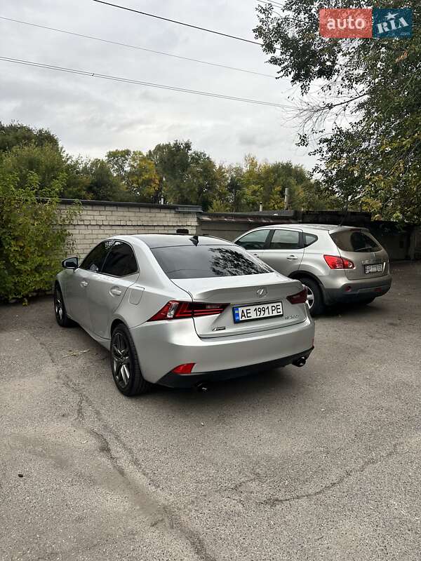 Седан Lexus IS 2016 в Запоріжжі фото 2 Седан Lexus IS 2016 в Запоріжжі