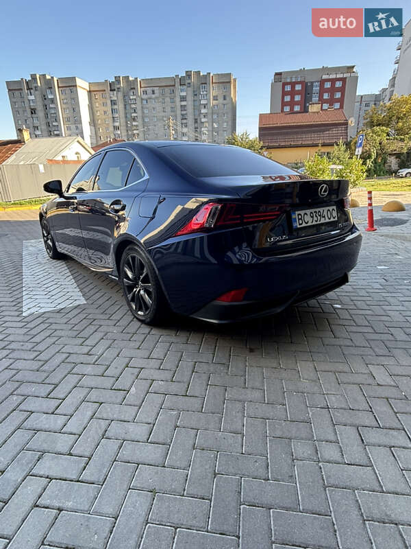 Седан Lexus IS 2015 в Львові фото 9 Седан Lexus IS 2015 в Львові