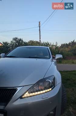 Седан Lexus IS 2011 в 