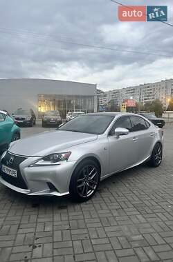 Седан Lexus IS 2016 в 