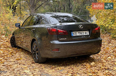 Седан Lexus IS 2005 в  фото 10 Седан Lexus IS 2005 в